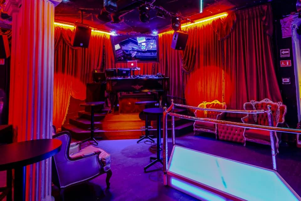 Bangkok Club Rome | Reserve your table | Promotions | Prices | den |